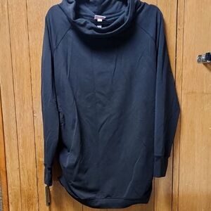 Isabel Maternity by Ingrid & Isabel Black Turtleneck Sweater Large Scrunch Sides